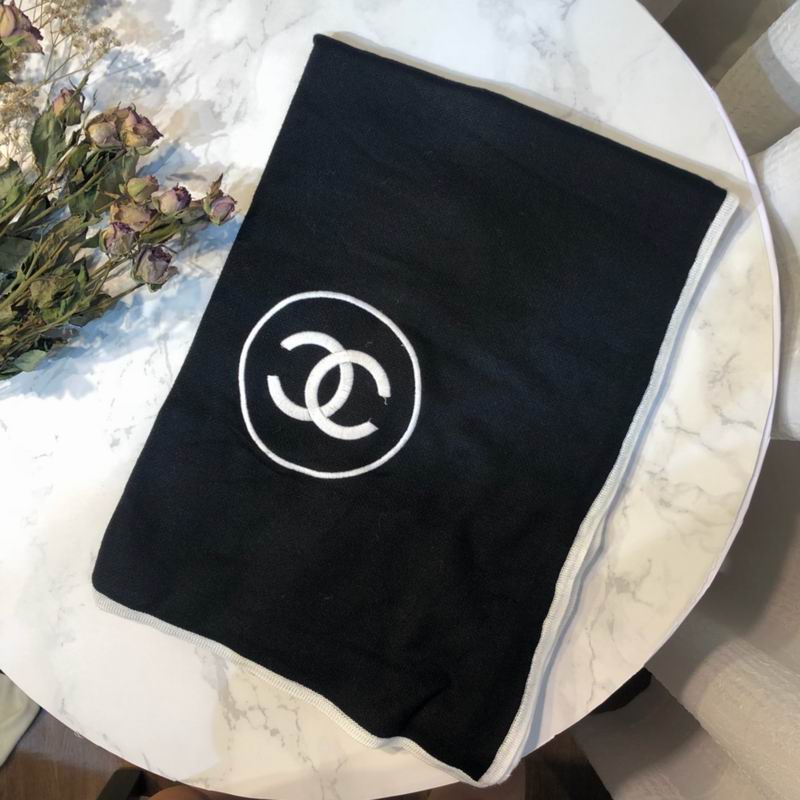 Chanel scarf 65X180cm E19